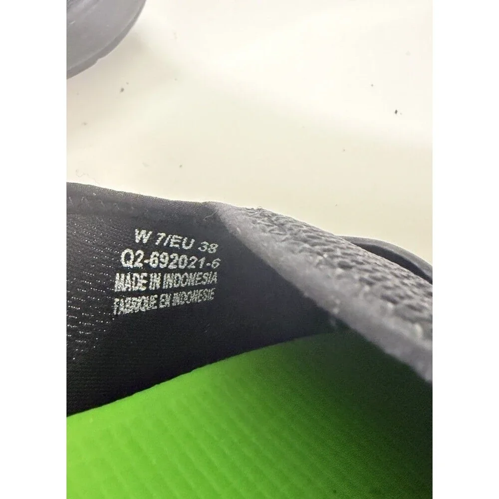 Oofos OOmg Low Shoes Slip On Black Lightweight Recovery Mesh Women's 7